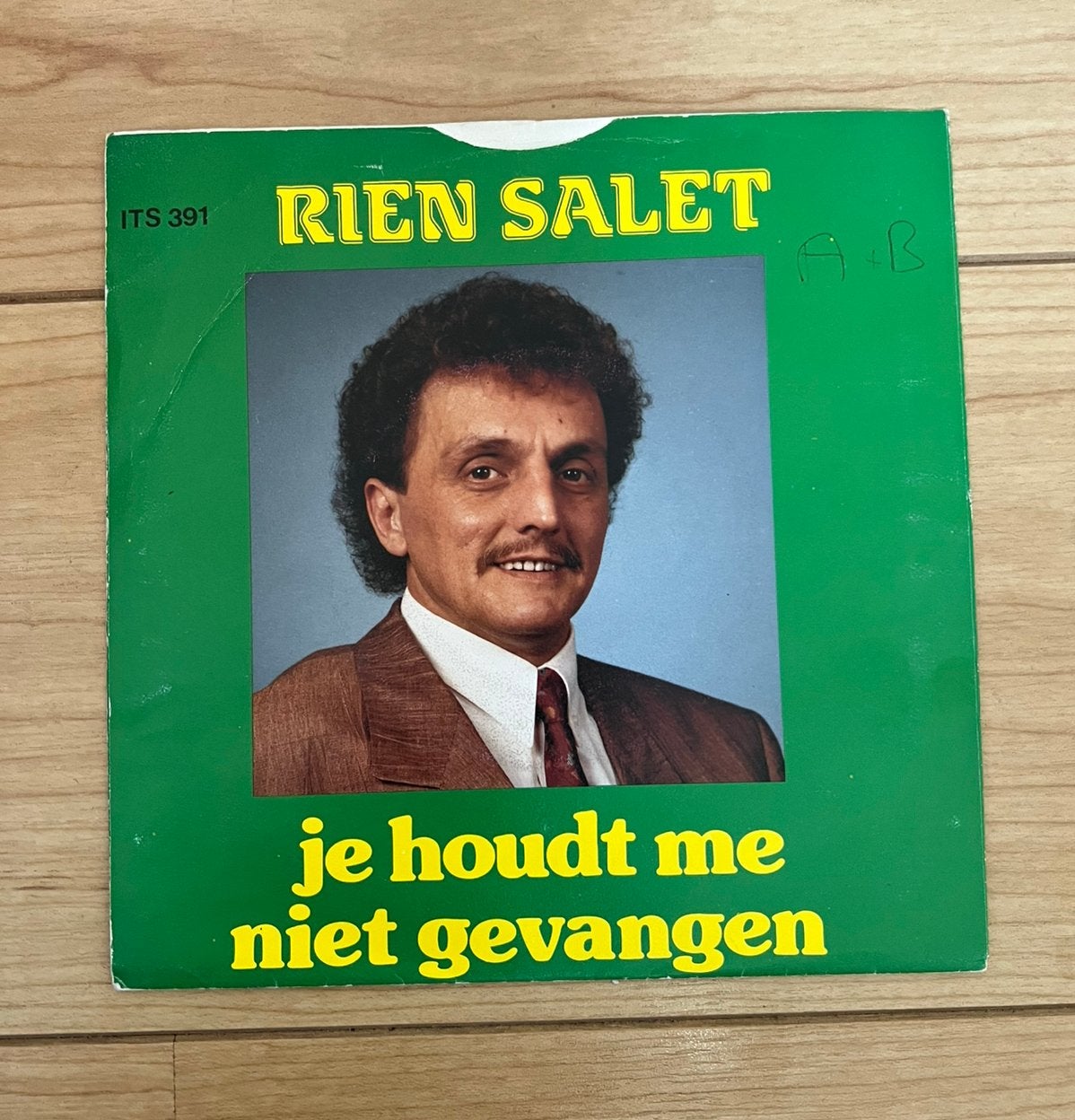 Rien Salet-Je houdt me niet gevangen/Als een droom origineel, Ophalen of Verzenden, Gebruikt, Overige formaten, Levenslied of Smartlap