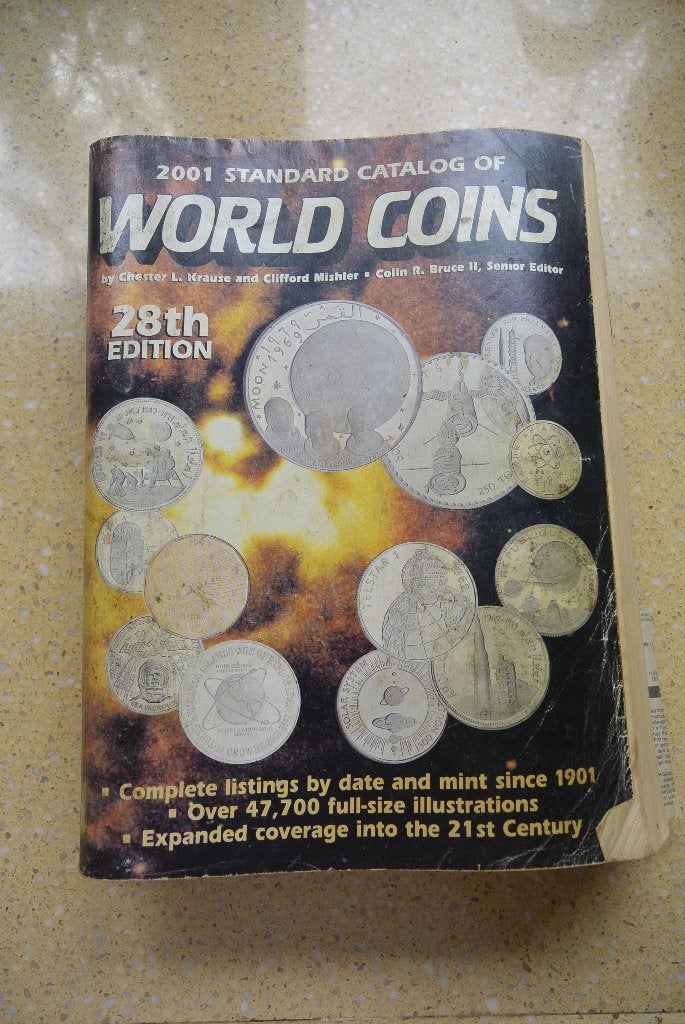 2001 standard catalog of World Coins 28th edition - Gratis, Ophalen of Verzenden, Gelezen, Diverse auteurs