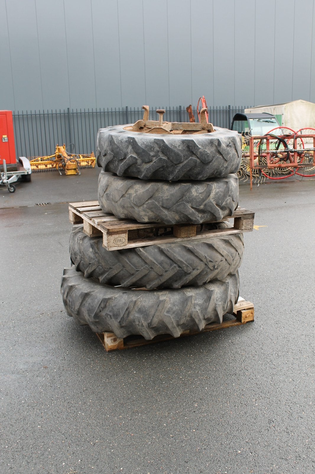 Set dubbellucht banden, Ophalen