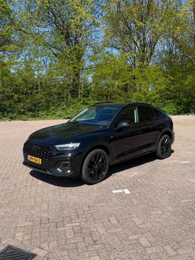 Audi Q5 Sportback 40 TDI Quattro S-Line Pano Matrix Full, Automaat, 4 cilinders, Q5, Zwart