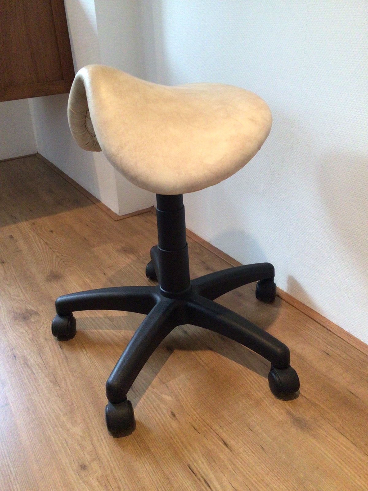 Verstelbare Zadel Kruk, Ophalen, Zo goed als nieuw, Massagetafel