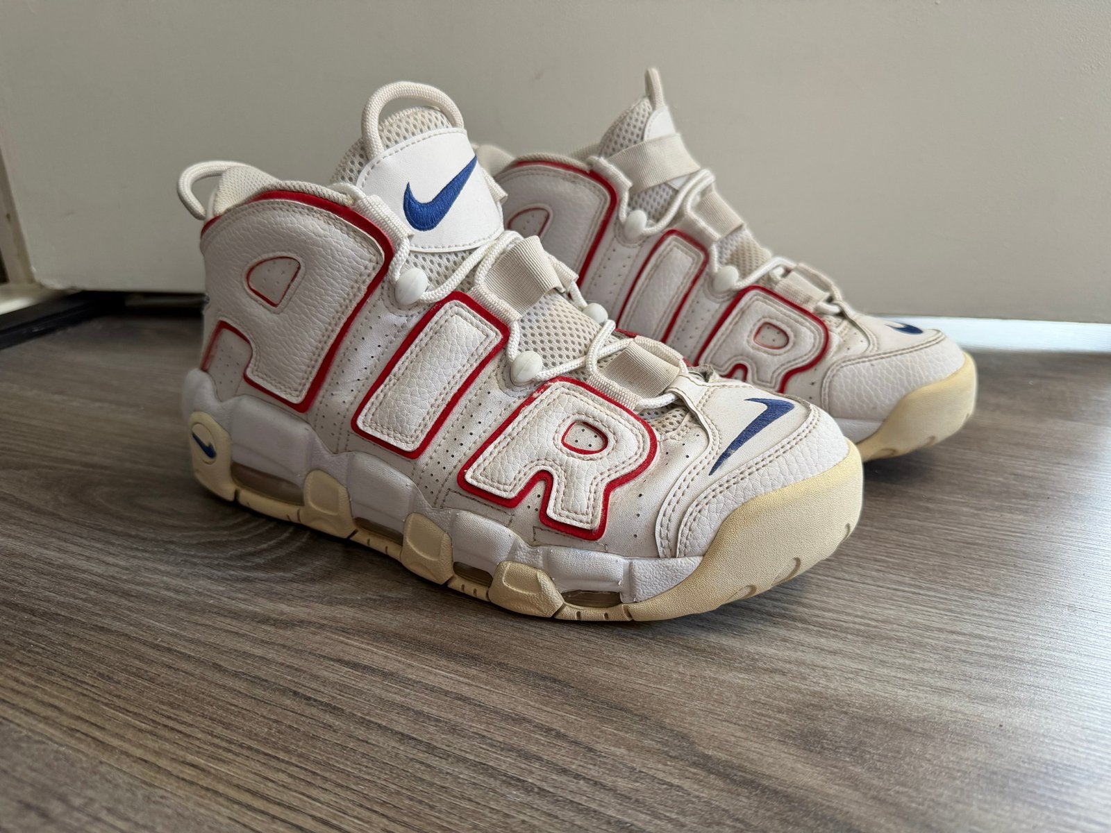 Nike Air More Uptempo ’96 “USA” - Maat 43, Ophalen of Verzenden, Gedragen, Wit, Sneakers of Gympen