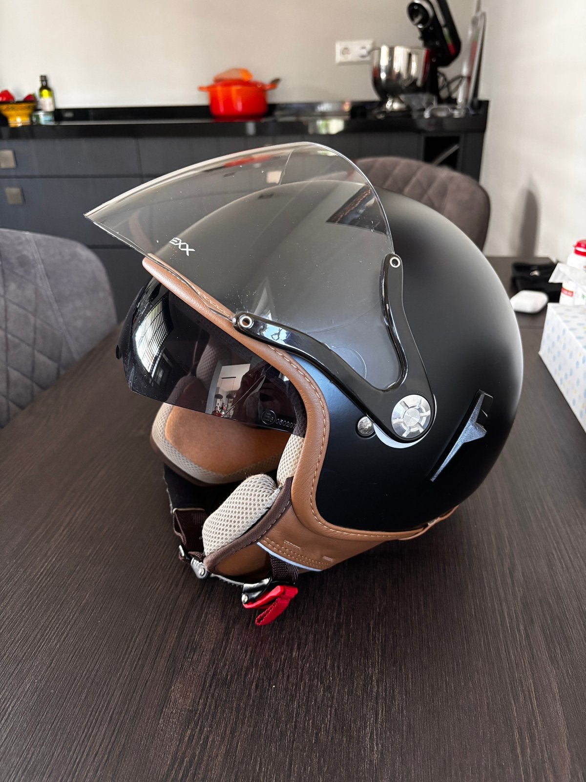 NEXX helm maat M58 met zonnevizier in nieuwstraat., Ophalen of Verzenden, Tweedehands, Integraalhelm, Overige merken