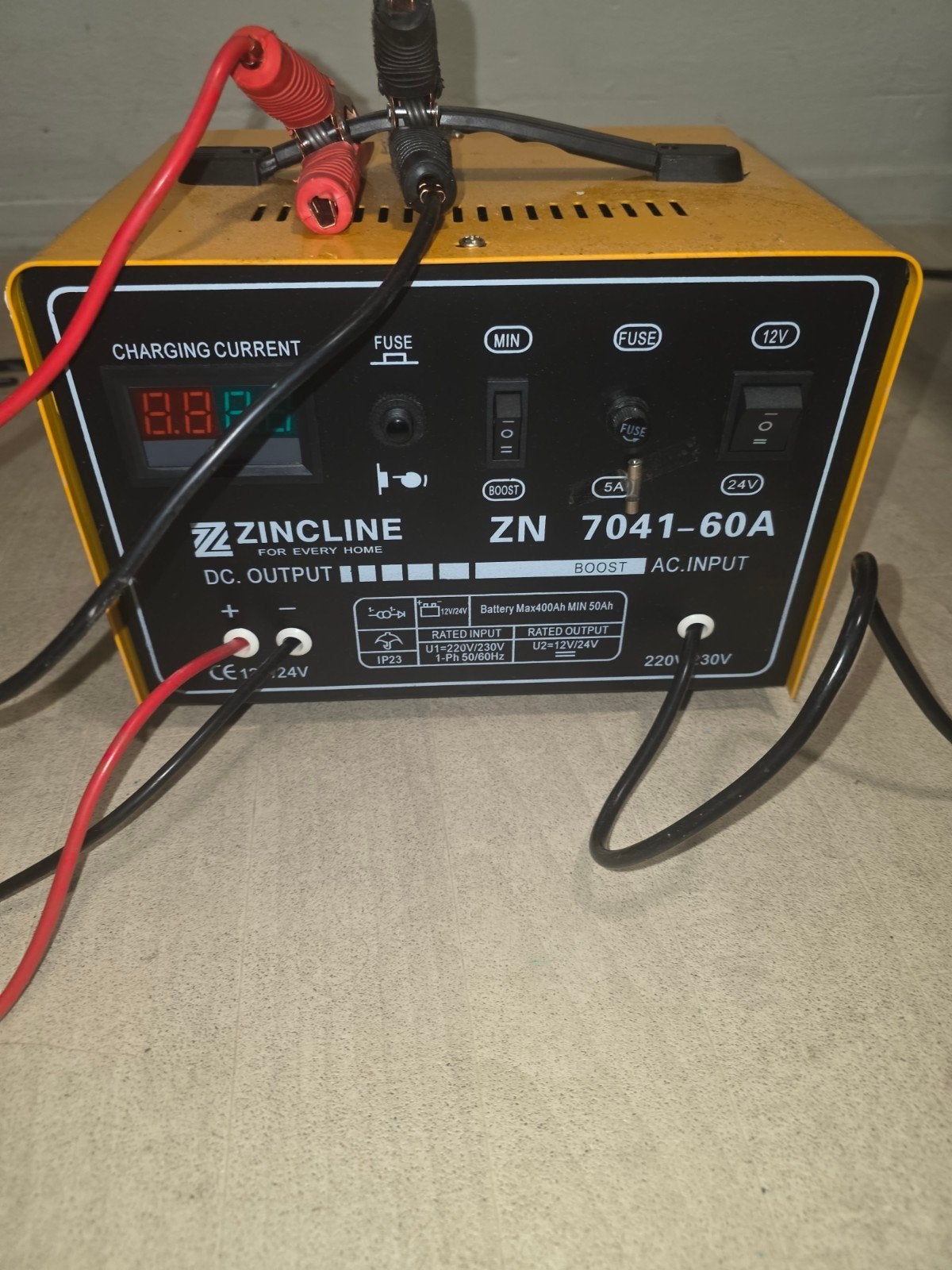 Startbooster / Acculader ZINCLINE ZN 7041-60A, Auto diversen, Jumpstarters, Ophalen, Gebruikt