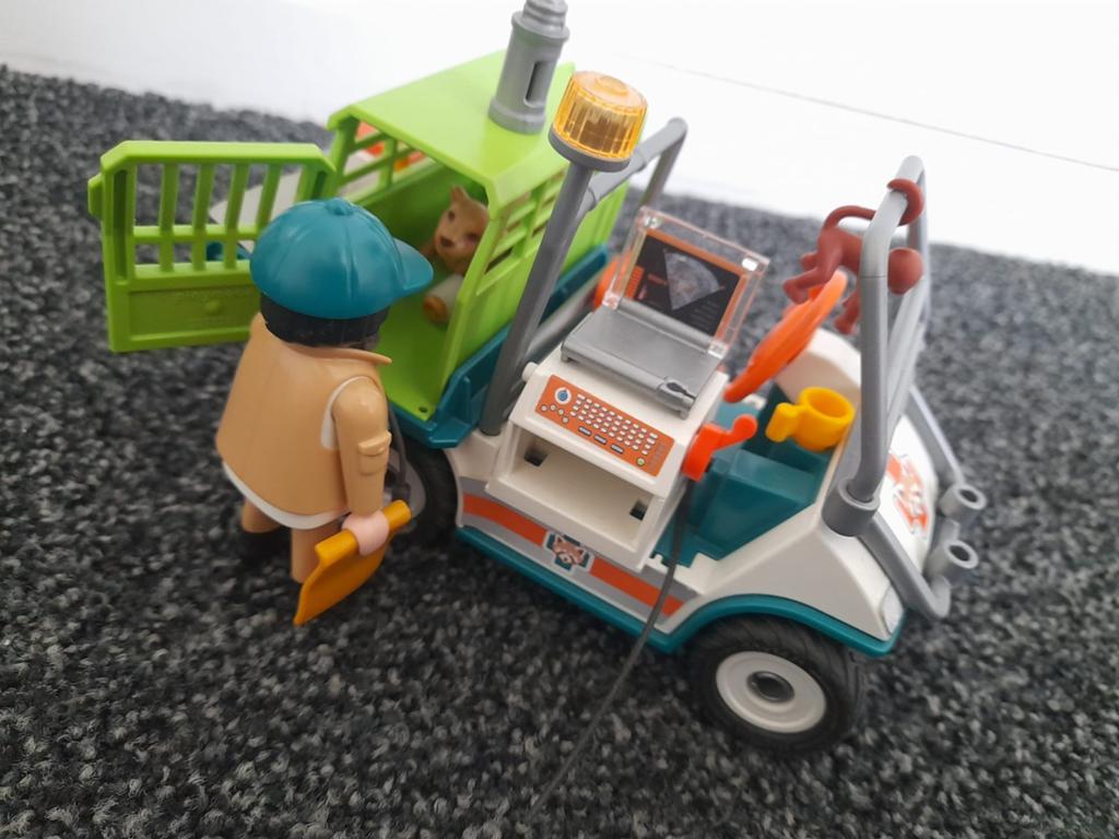 Playmobil Dierenarts met voertuig en dierentransport, Kinderen en Baby's, Ophalen of Verzenden, Gebruikt