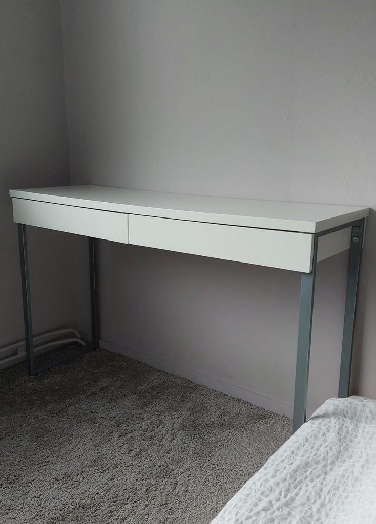 Mooi bureau make-up sidetable 120 b 2 lades wit z.g.a.n., Ophalen, Zo goed als nieuw, Minder dan 100 cm