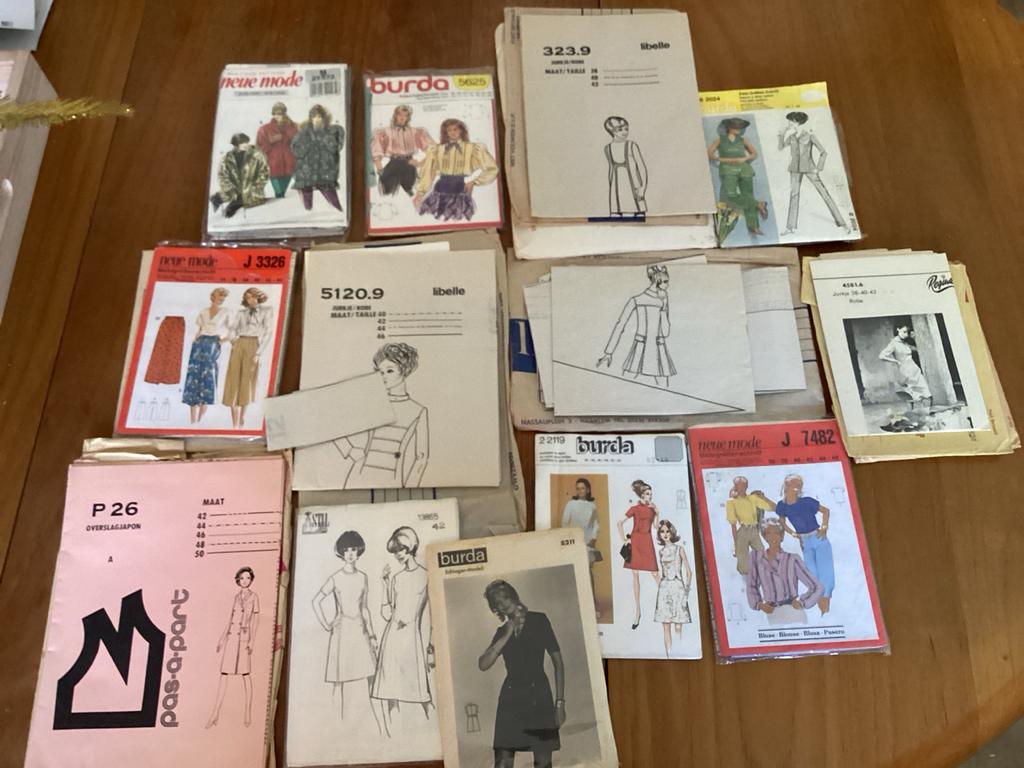Vintage Kledingpatronen Jaren '70 - Diverse Merken, Hobby en Vrije tijd, Kledingpatronen, Overige merken, Vrouw, Ophalen of Verzenden