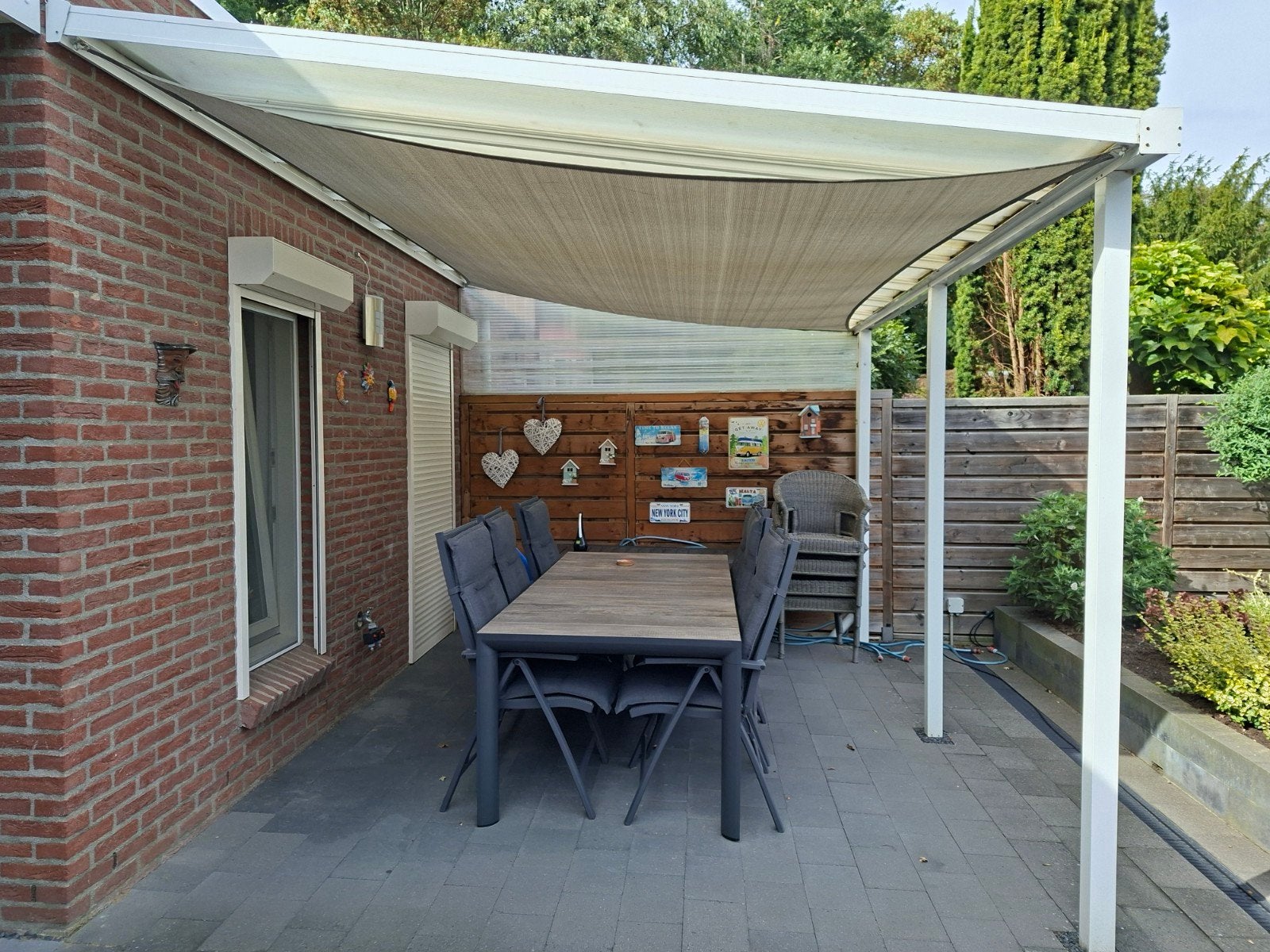 Terrasoverkapping, Ophalen, Gebruikt