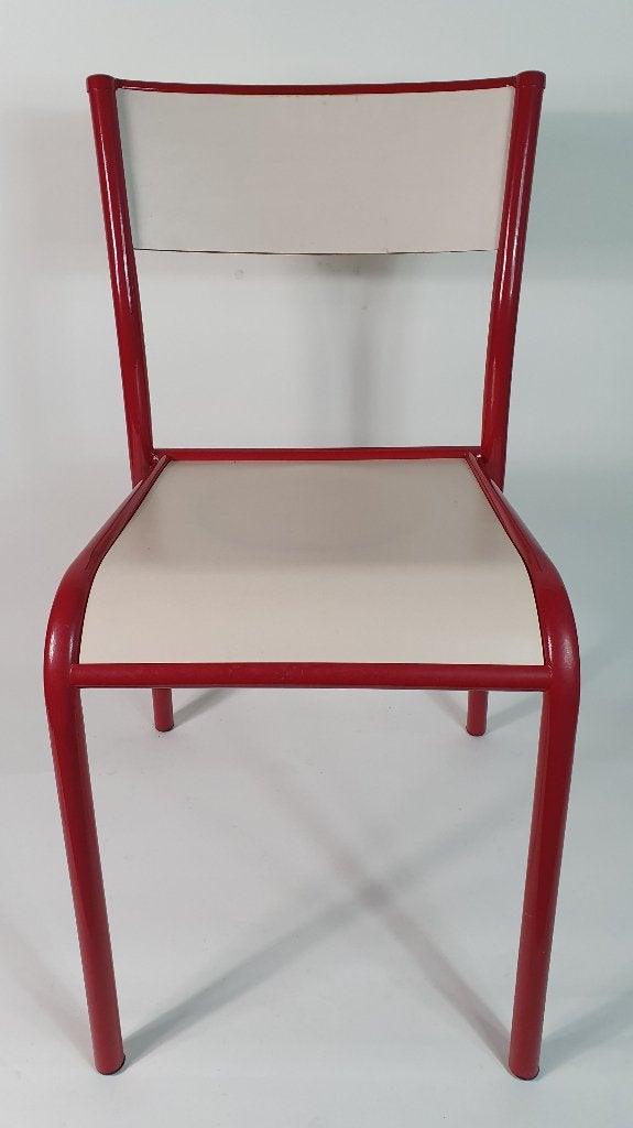 Retro stoel, schoolstoel, rood frame, wit hout zitting. S33, Tweedehands verkoop, Tweedehands verkoop, Gebruikt, Ophalen of Verzenden