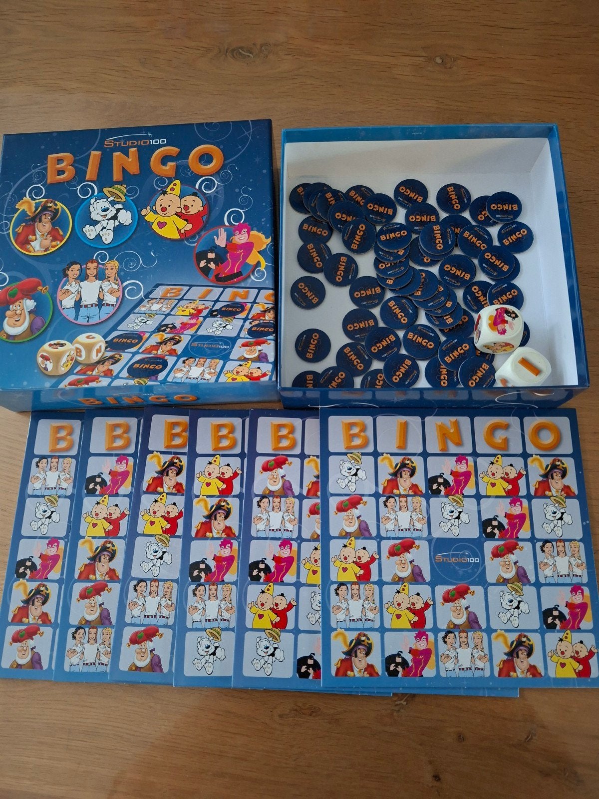 Studio 100 Bingo Spel - Compleet en in goede staat, Vijf spelers of meer, Ophalen of Verzenden, Zo goed als nieuw, Studio 100