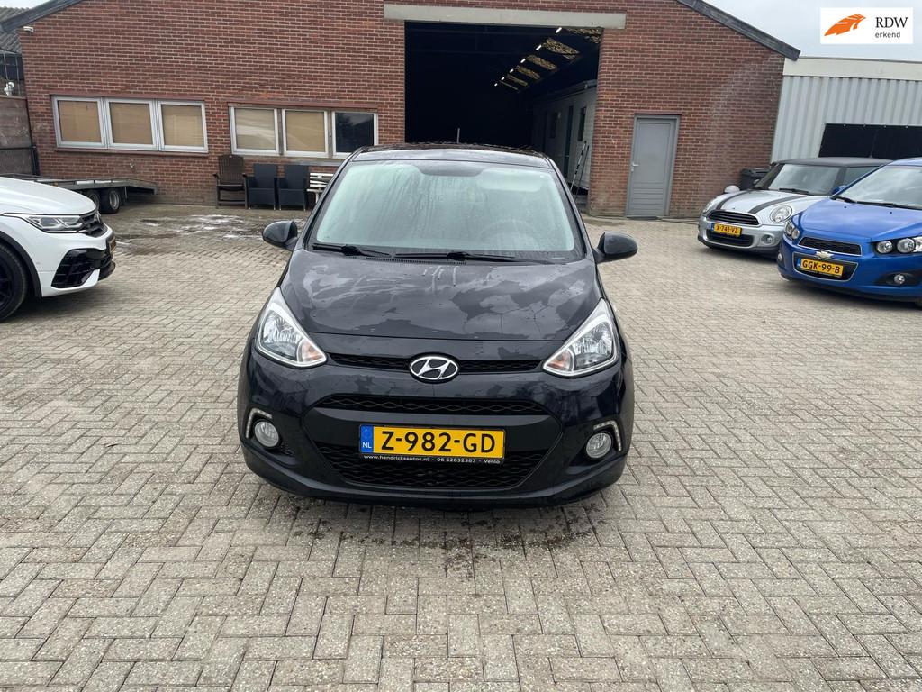 Hyundai I10 1.0i i-Motion Premium, Auto's, Voorwielaandrijving, Euro 5, Stof, Gebruikt