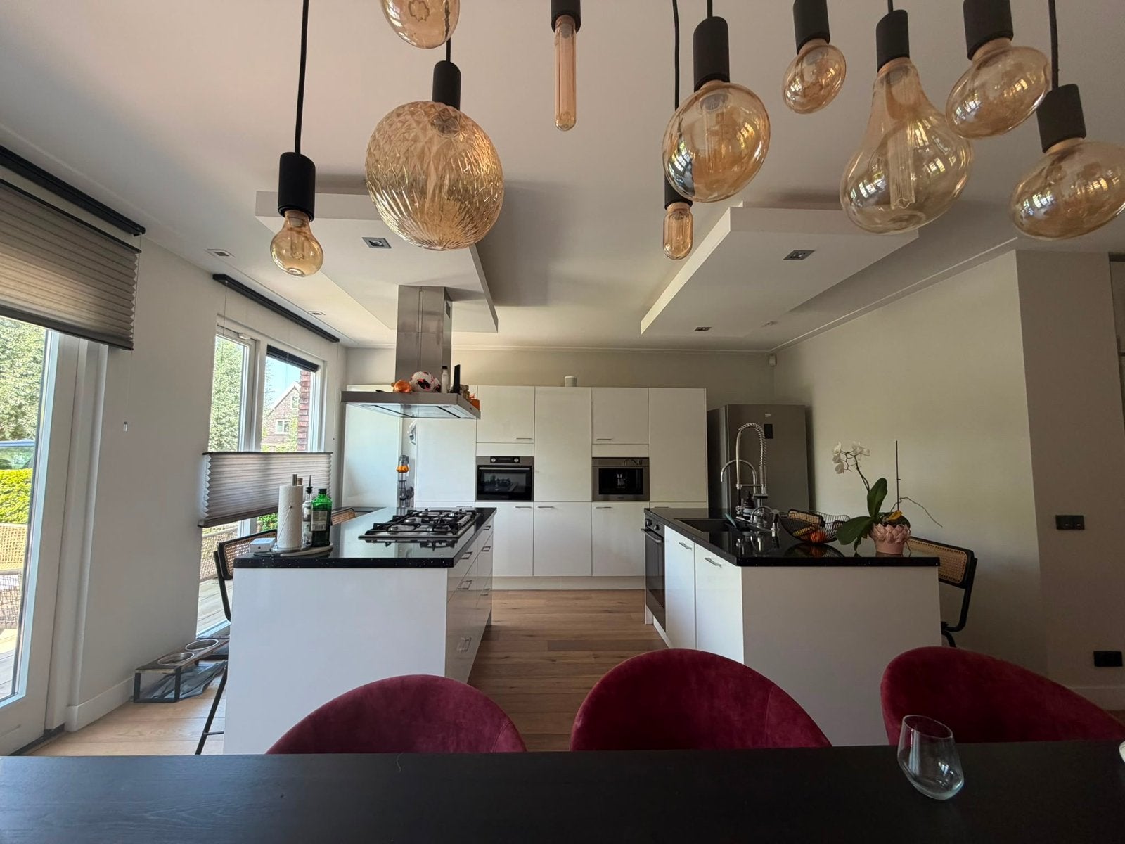 Complete keuken met 2 kookeilanden en apparatuur, Huis en Inrichting, Keuken | Complete keukens, Ophalen, Gebruikt, Wit, Overige typen