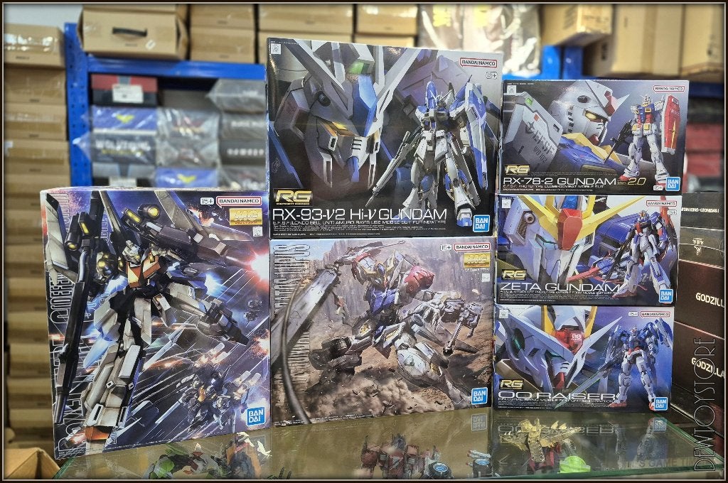 <𝗜𝗡 𝗦𝗧𝗢𝗖𝗞> Bandai Gunpla Plamo Plastic Model Kit, Verzenden, Nieuw