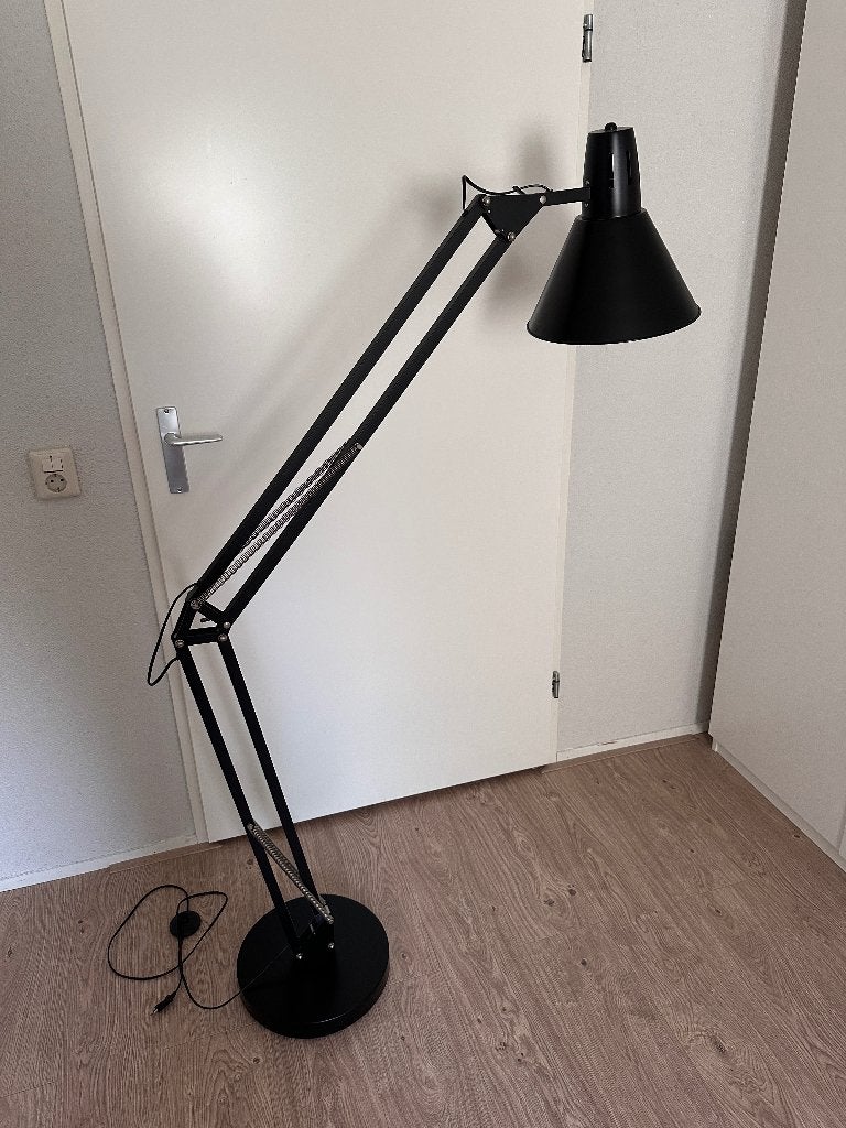 Indutriële staande vloerlamp - 'bureaulamp'model, met dimmer, Ophalen, E27 (groot), Zo goed als nieuw, Metaal