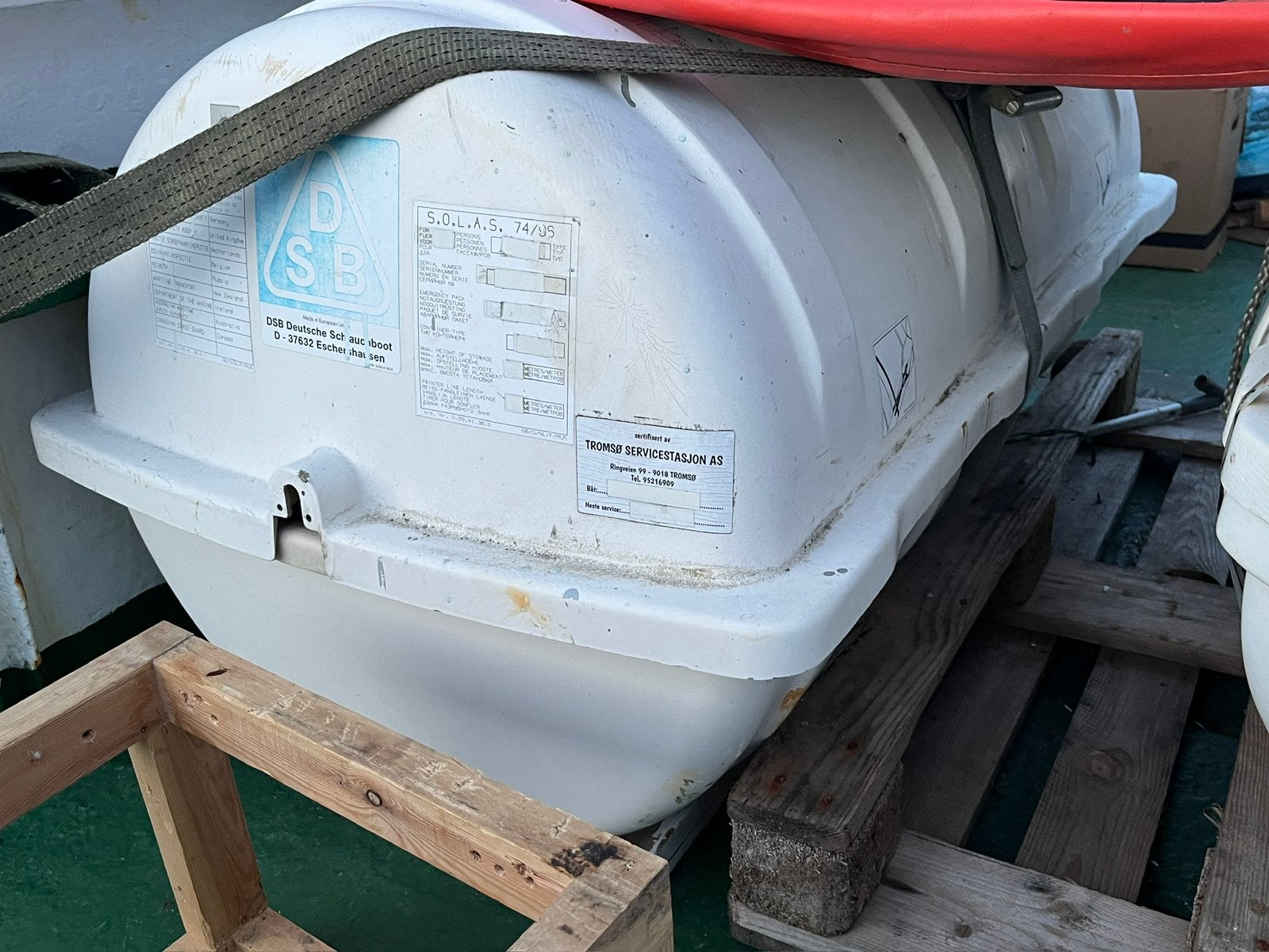 5 SOLAS vlotten, verlopen, Ophalen, Zo goed als nieuw, Motor en Techniek, Motorboot