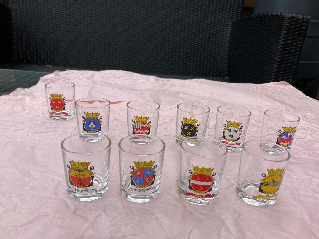 24 Shotjesglazen Koninklijke Marine, Ophalen, Zo goed als nieuw, Borrel- of Shotglas