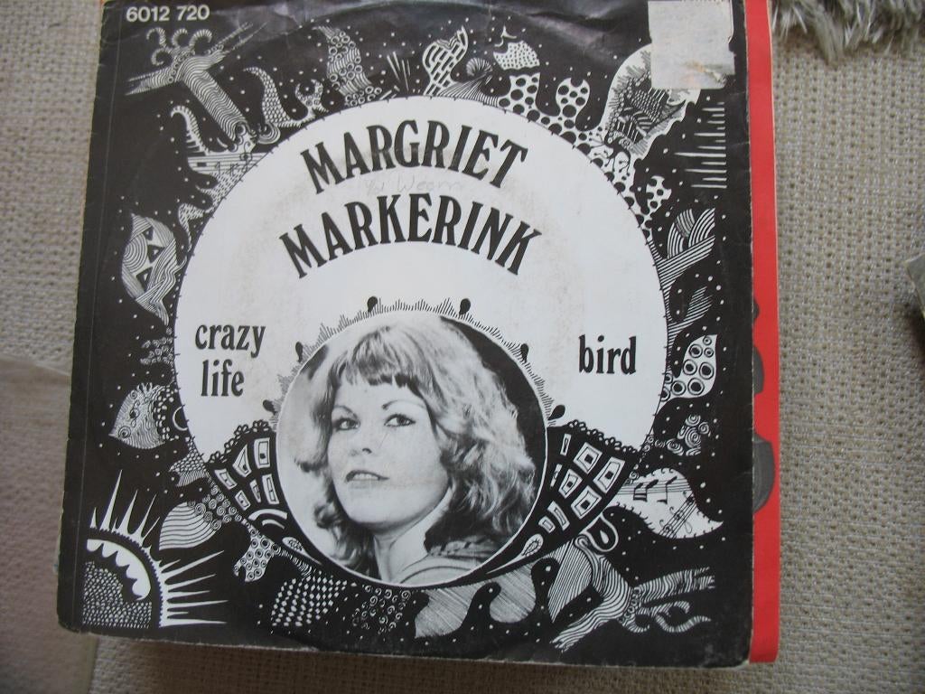 single-sale; Margriet Markerink - Crazy life, Ophalen of Verzenden, Gebruikt, Pop