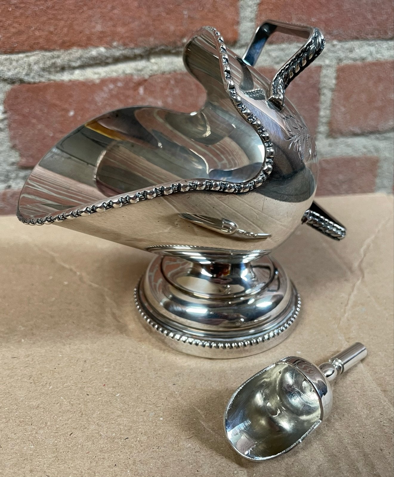 Vintage Verzilverde Suikerpot Kolenkit met Schepje, Ophalen of Verzenden, Zilver