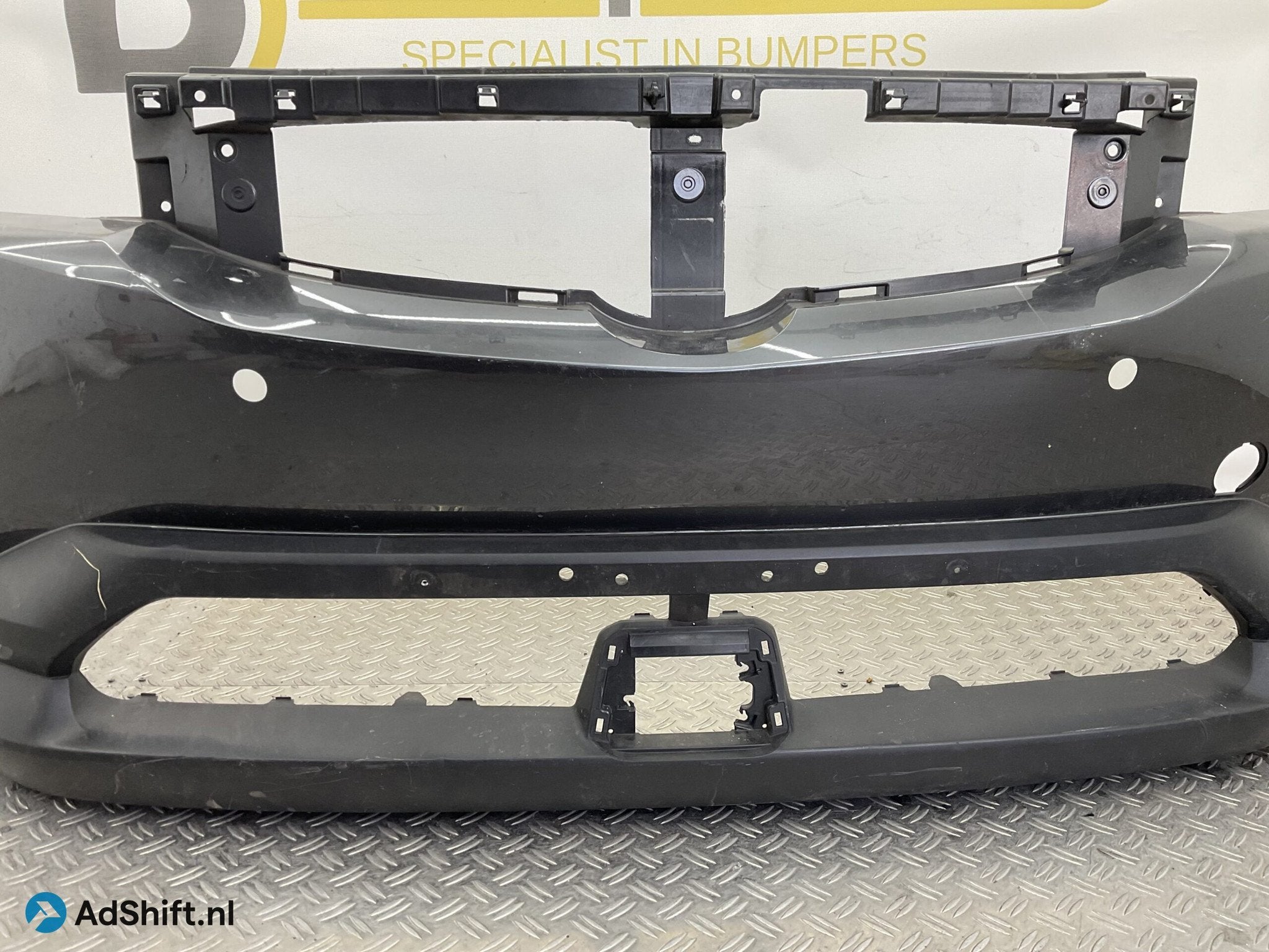 Bumper Mazda MX-30 20-23 DN4E-50031 Voorbumper B9-18767, Bumper