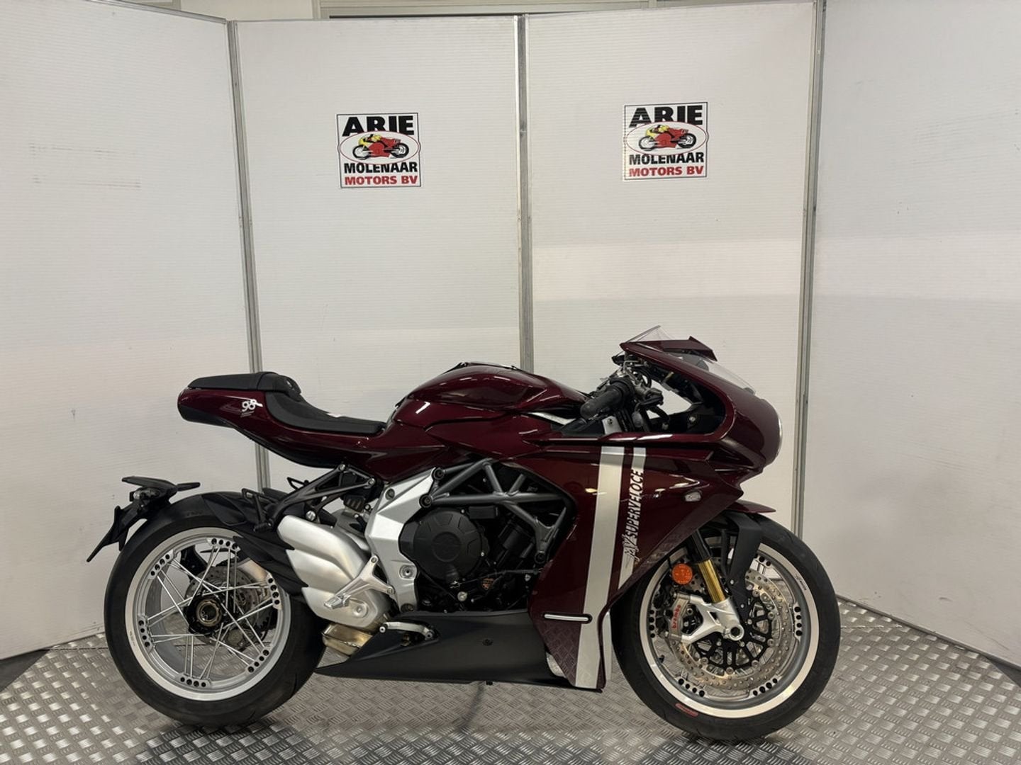 MV Agusta Superveloce 98 (bj 2025), Bedrijf, Onbekend, Super Sport, Meer dan 35 kW