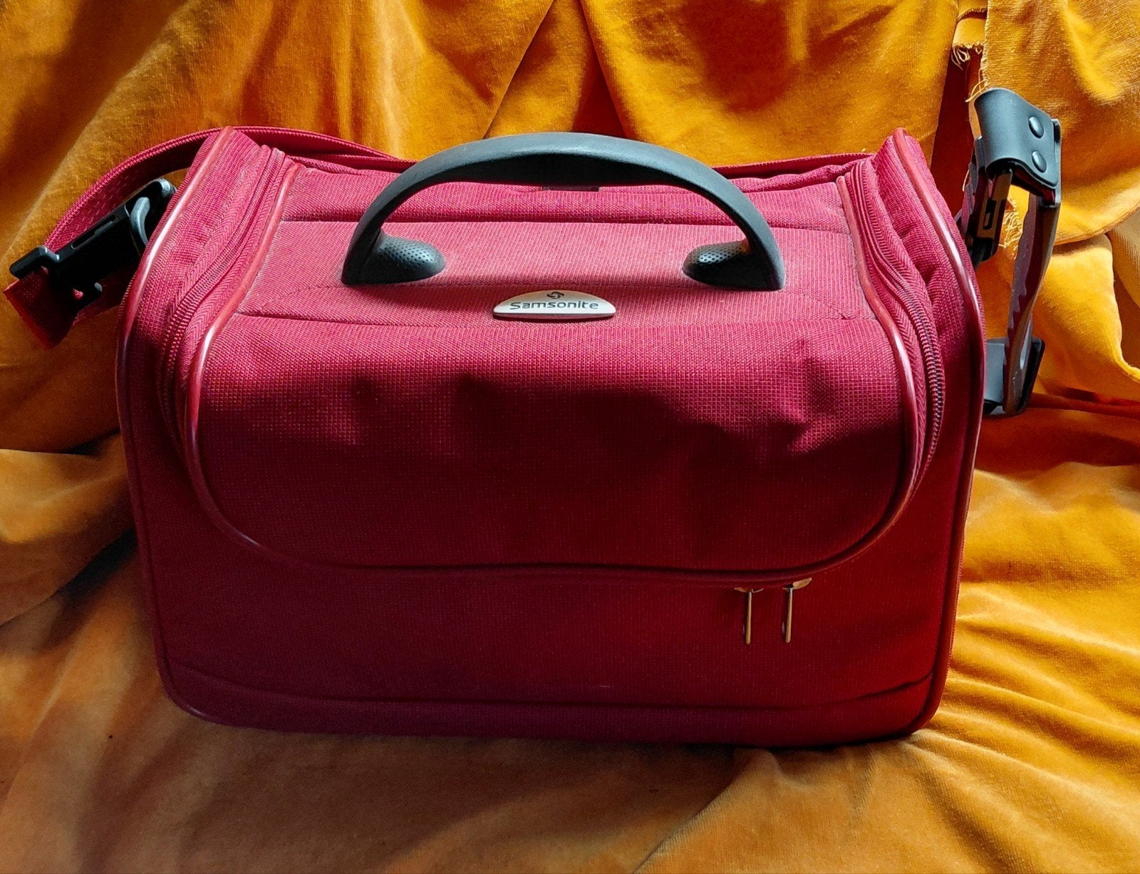 Samsonite toilettas/beautycase - Zo goed als nieuw, Ophalen of Verzenden, Zo goed als nieuw, Rood, Softcase