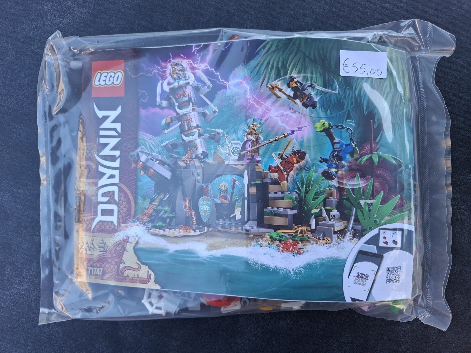 Aangeboden: een 100% complete Lego Ninjago set 71747, Lego, Ophalen of Verzenden, Compleet, Zo goed als nieuw
