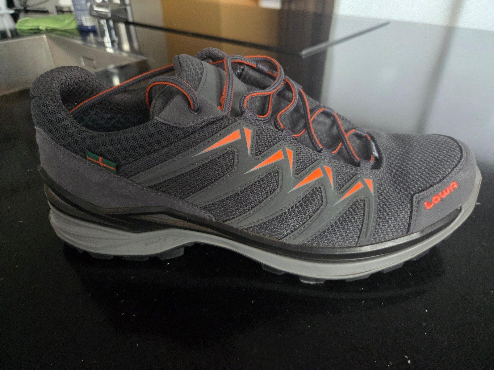 Lowa Innox pro n4d gtx lo  maat 46 1/2, Ophalen of Verzenden, Nieuw, Schoenen