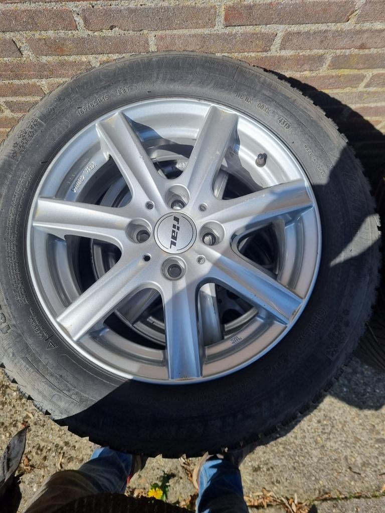 nette opel velgen 4x100, Auto-onderdelen, Banden en Velgen, Ophalen of Verzenden, 15 inch, Zomerbanden