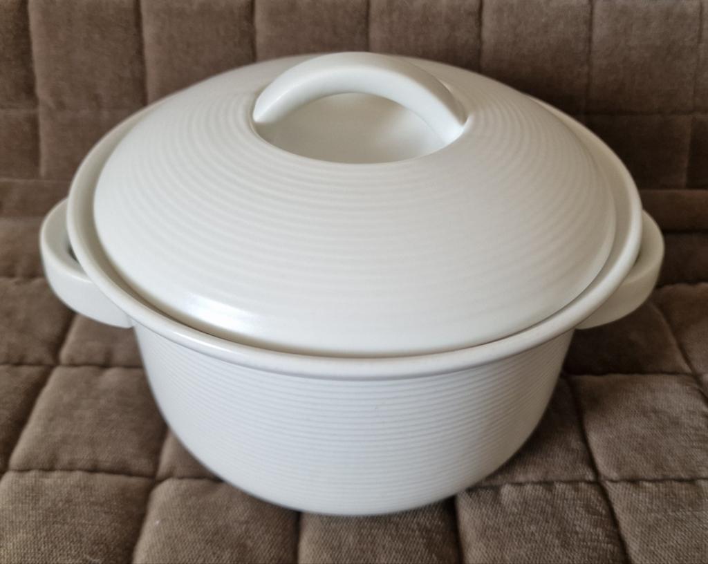 Thomas Trend wit porseleinen kookpan 1,2 liter - vuurvast., Huis en Inrichting, Keuken | Servies, Ophalen of Verzenden, Zo goed als nieuw