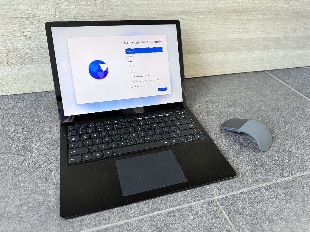 Microsoft Surface Laptop 3 13,5" i5 8 GB RAM 256 GB SSD, 256 GB, 2 tot 3 Ghz, Qwerty, 8 GB
