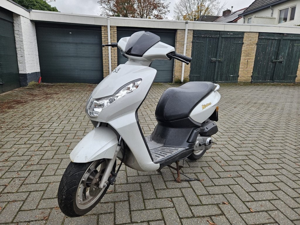 Peugeot Kisbee 2011 snorscooter (blauw kenteken) incl. Slot, Ophalen, Gebruikt, Overige modellen, Benzine