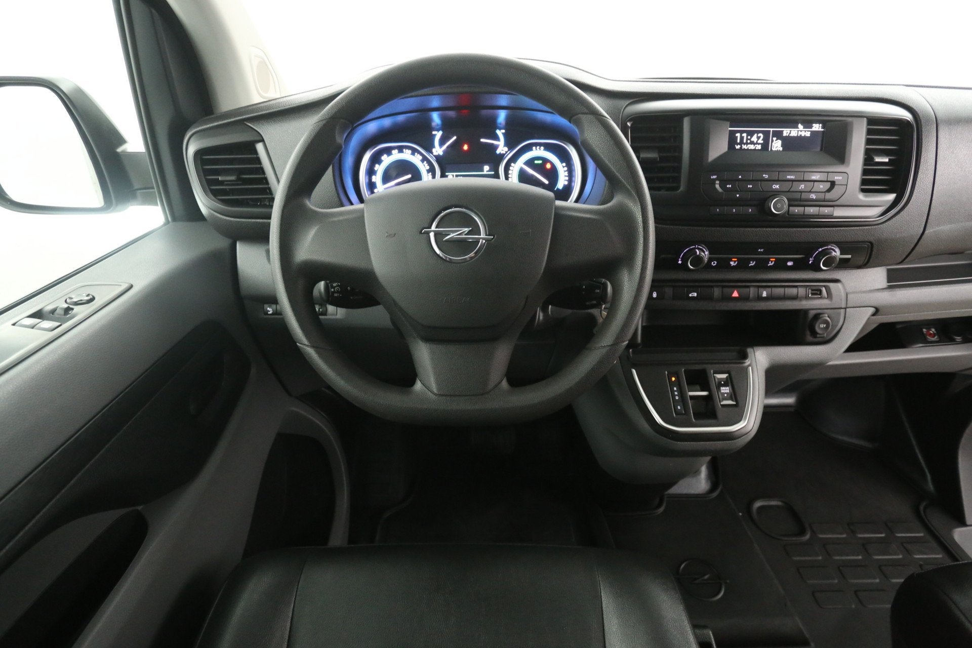 Opel Vivaro-e 75 kWh L2H1 | Snelladen | SOH 90% | Airco | Cr, Auto's, Automaat, Achterwielaandrijving, Gebruikt, 594 cc