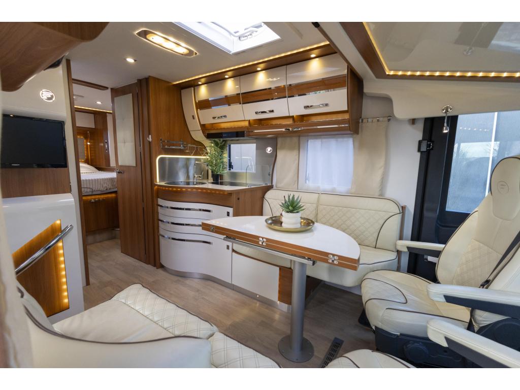 Fleurette Discover 75 LMF Queensbed en hefbed 180PK Euro6, Caravans en Kamperen, Campers, Ringverwarming, Fiat, Airbags, Afzuigkap