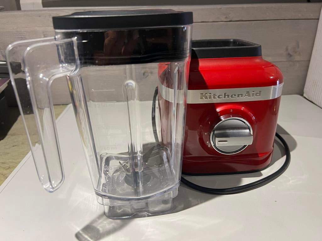 Kitchenaid Blender 1,4L 650W Imperiumrood - Nieuw, Witgoed en Apparatuur, Juicers, Nieuw, Ophalen of Verzenden, Nvt, Nvt