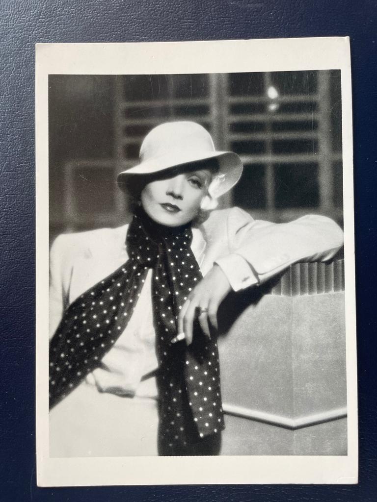 ansichtkaart / kaart van Marlene Dietrich 10., Verzenden, 1940 tot 1960, Sterren en Beroemdheden