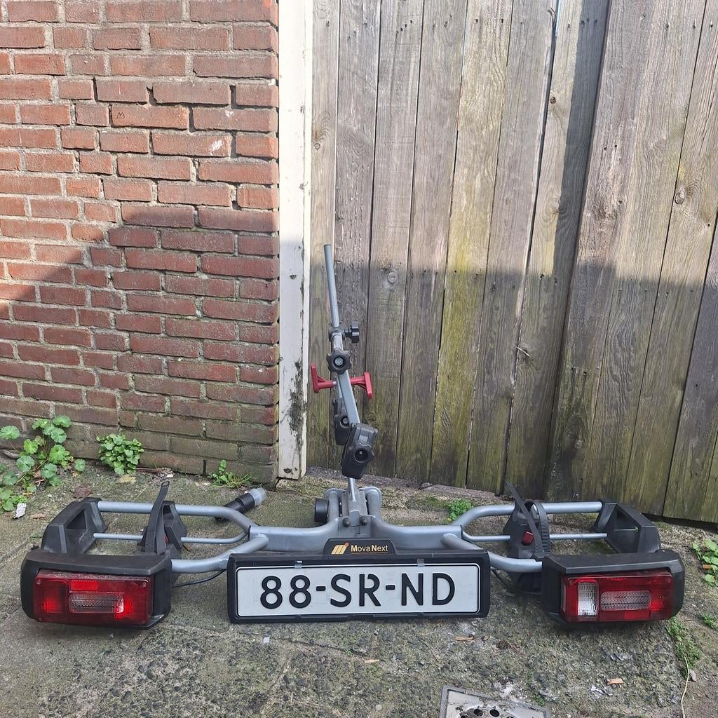 Zeer mooie inklapbare fietsendrager - kabel defect, Auto diversen, Fietsendragers, Gebruikt, Ophalen of Verzenden, 2 fietsen, Trekhaakdrager