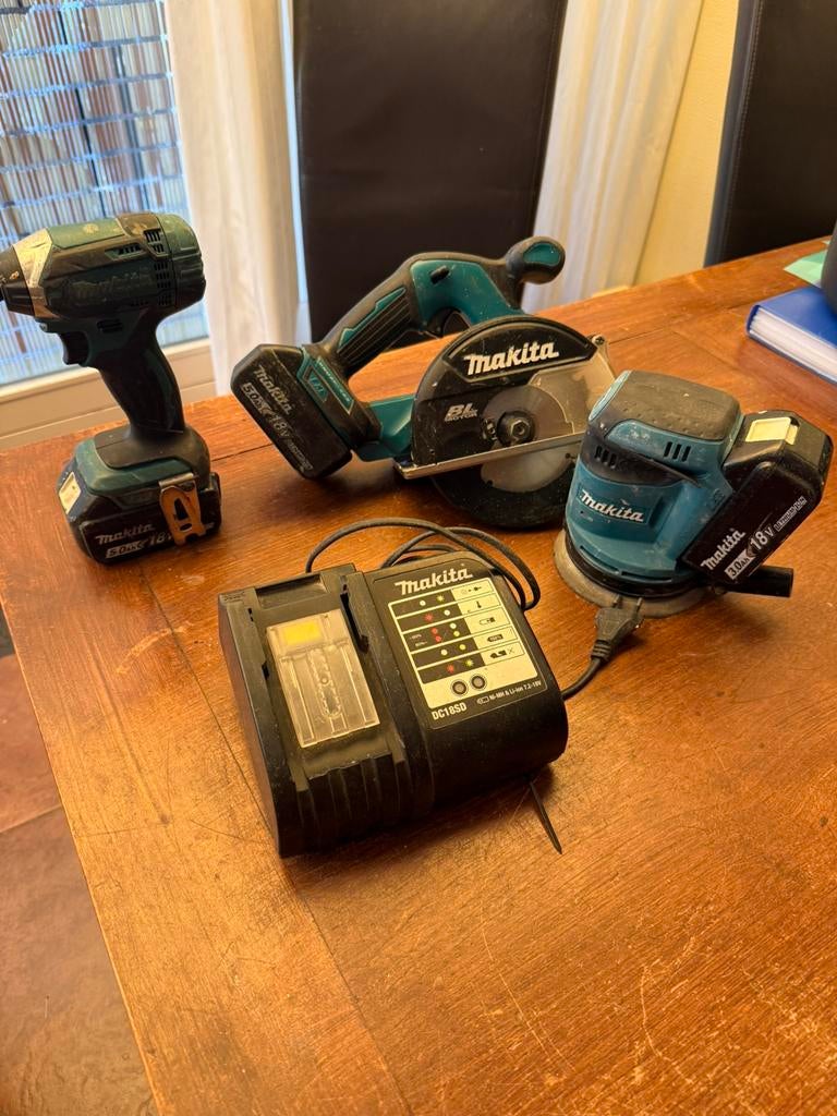 Te koop Makita 18 V set, Ophalen of Verzenden, Gebruikt