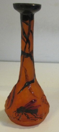 art nouveau glas vaasje geemailleerd met vlieg de Winner, Verzenden