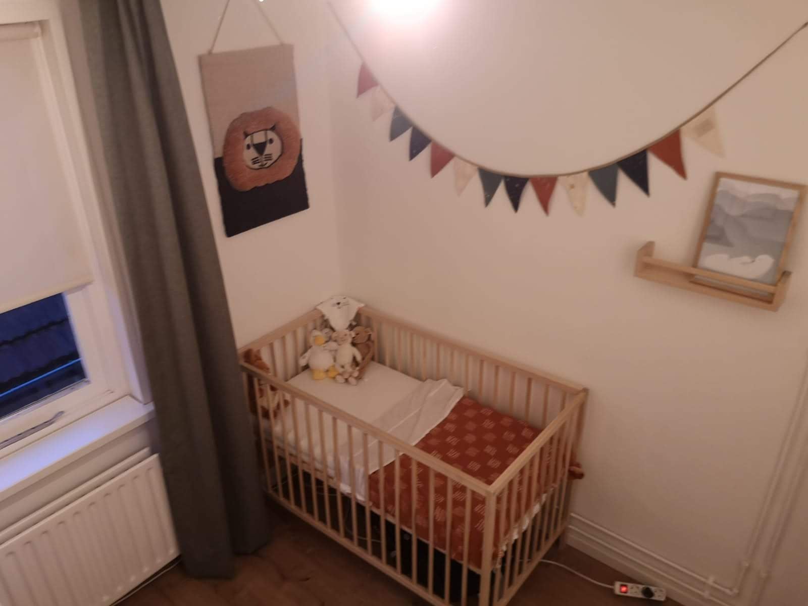 IKEA Sniglar ledikant incl. Matras en toebehoren, Ophalen, Zo goed als nieuw, Jongetje of Meisje
