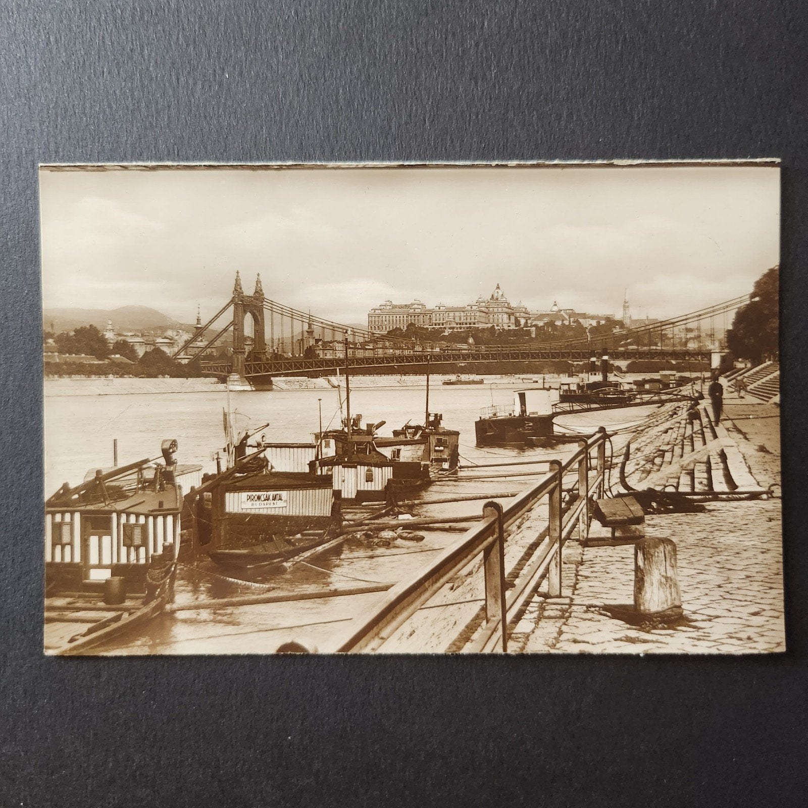 <1920 Echte foto/ kaart Boedapest - Donau met Elisabethbrug, Verzenden, Voor 1920, Gelopen, Overig Europa