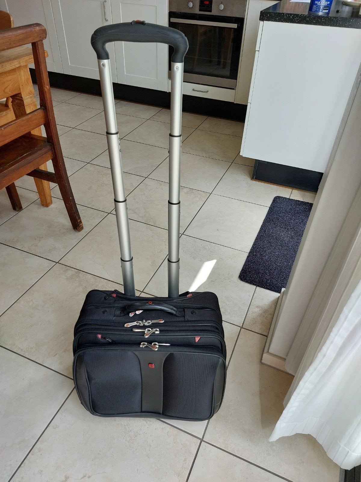 Wenger laptoptas/trolley, Ophalen, Zo goed als nieuw, Zwart