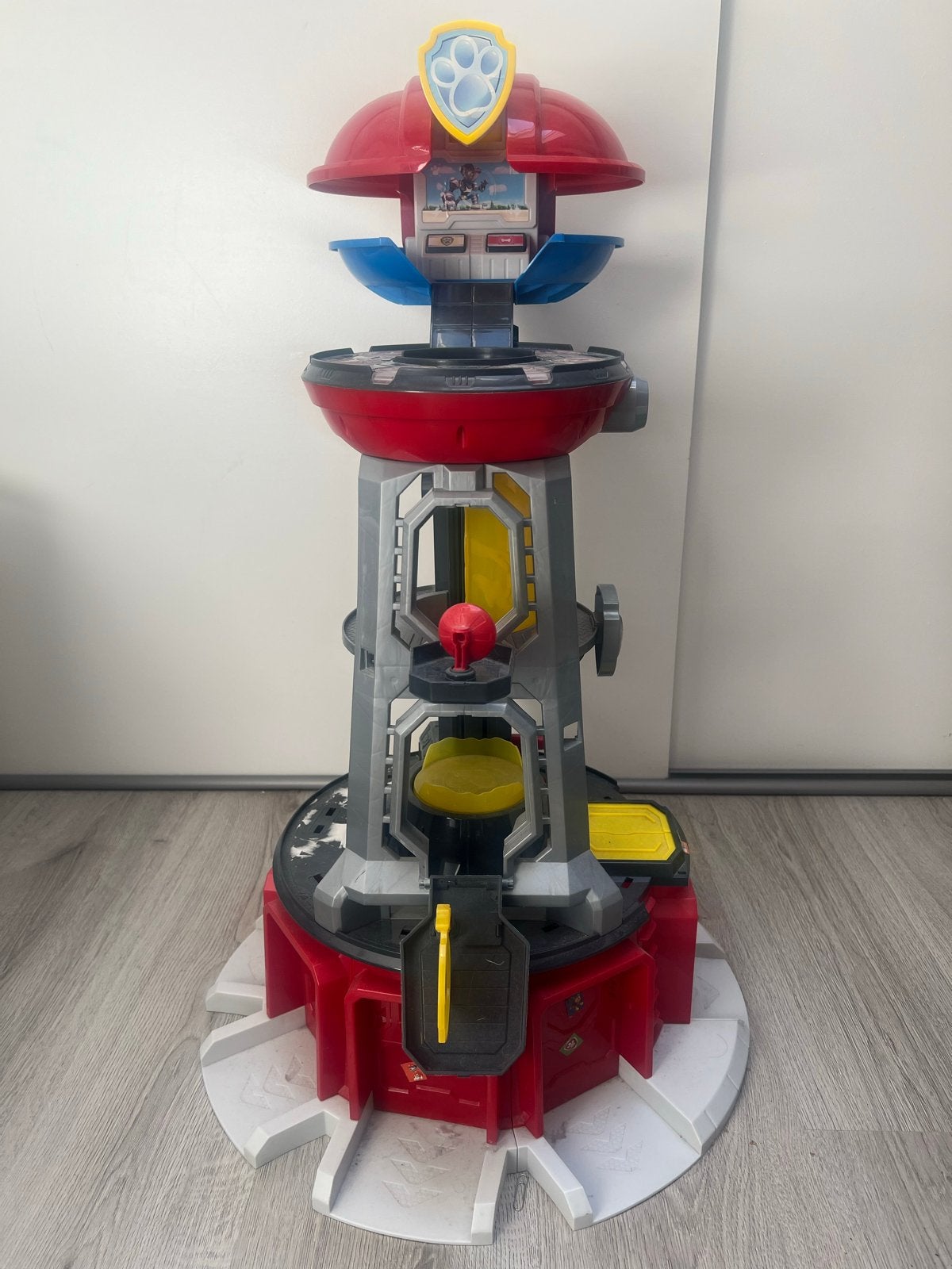 Paw Patrol Mega Toren - 84 cm hoog, lichtjes werken, Kinderen en Baby's, Ophalen of Verzenden, Gebruikt