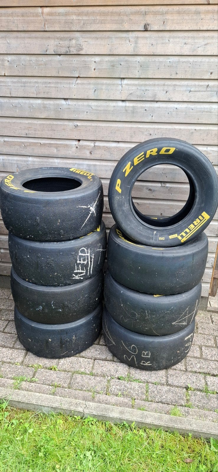 Te koop Slicks 230-570-R13, Ophalen