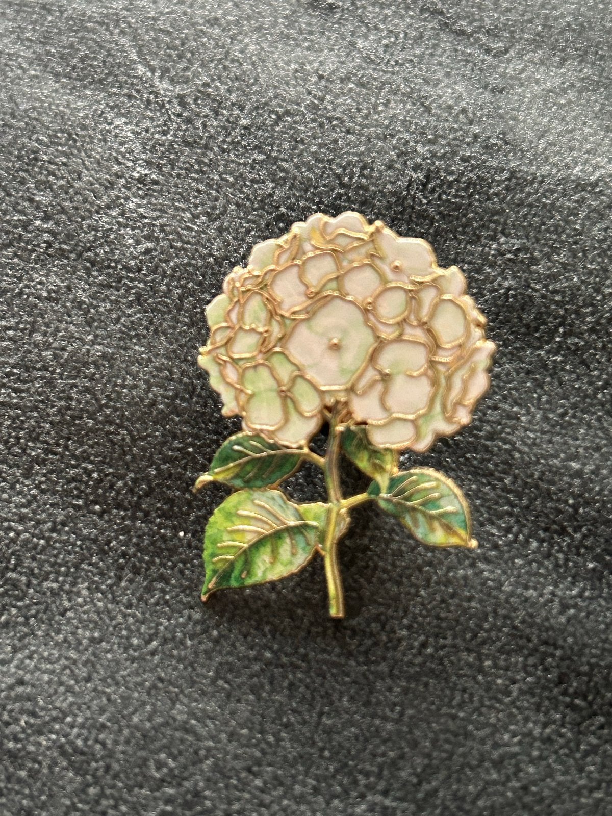 Mooie bloem broche - Hortensia design pin, Overige materialen, 4 tot 7 cm, Overige kleuren, Nieuw
