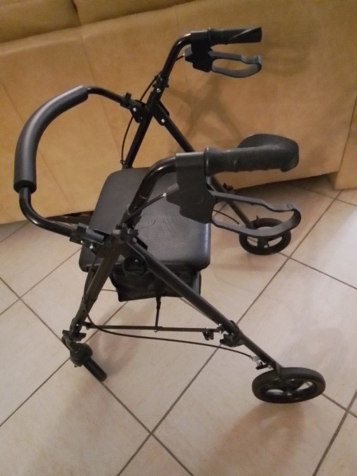 Rollator, Ophalen, Gebruikt