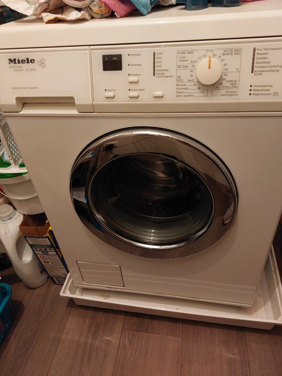 Miele wasautomaat !!!Staat in Beuningen!!! € 75, Witgoed en Apparatuur, Ophalen, Gebruikt, 1200 tot 1600 toeren, 85 tot 90 cm