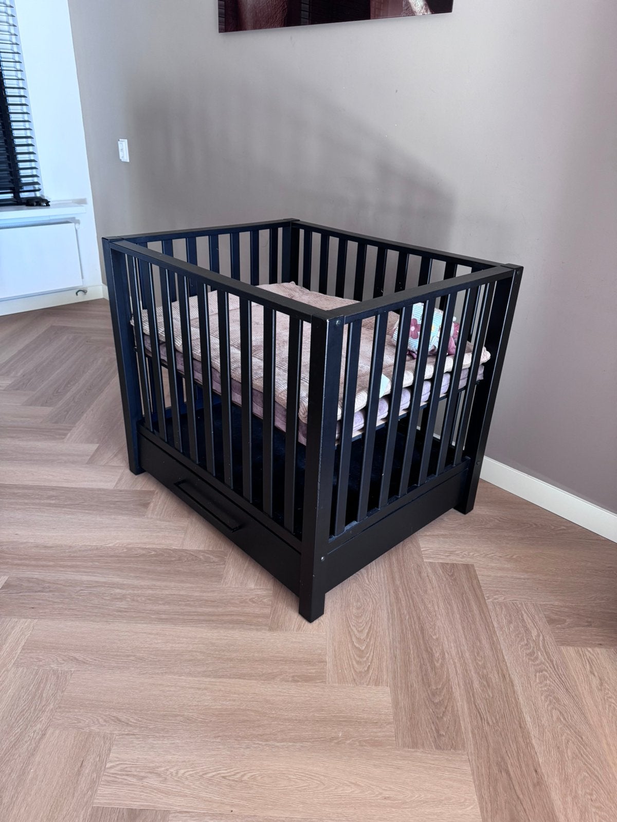 Box inclusief matras en kleed, Ophalen, Zo goed als nieuw, Lade