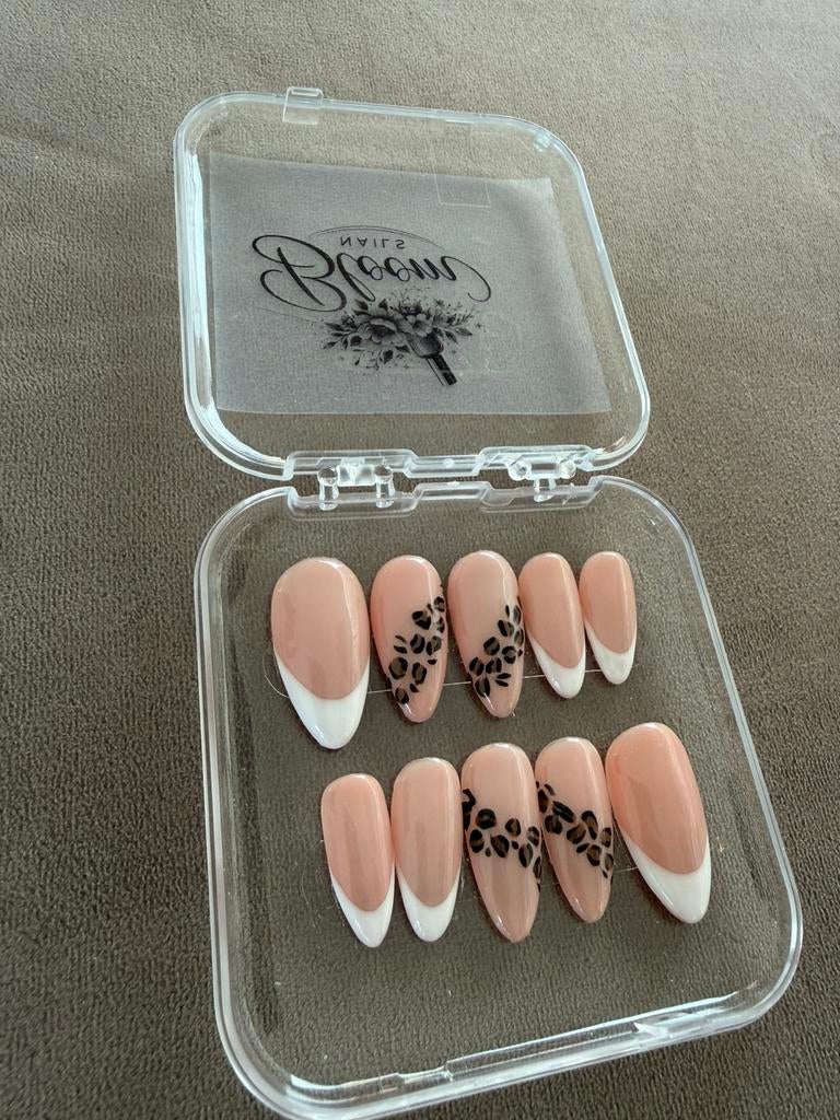 Panter french press on nails, Verzenden, Nieuw, Overige kleuren, Handen en Nagels