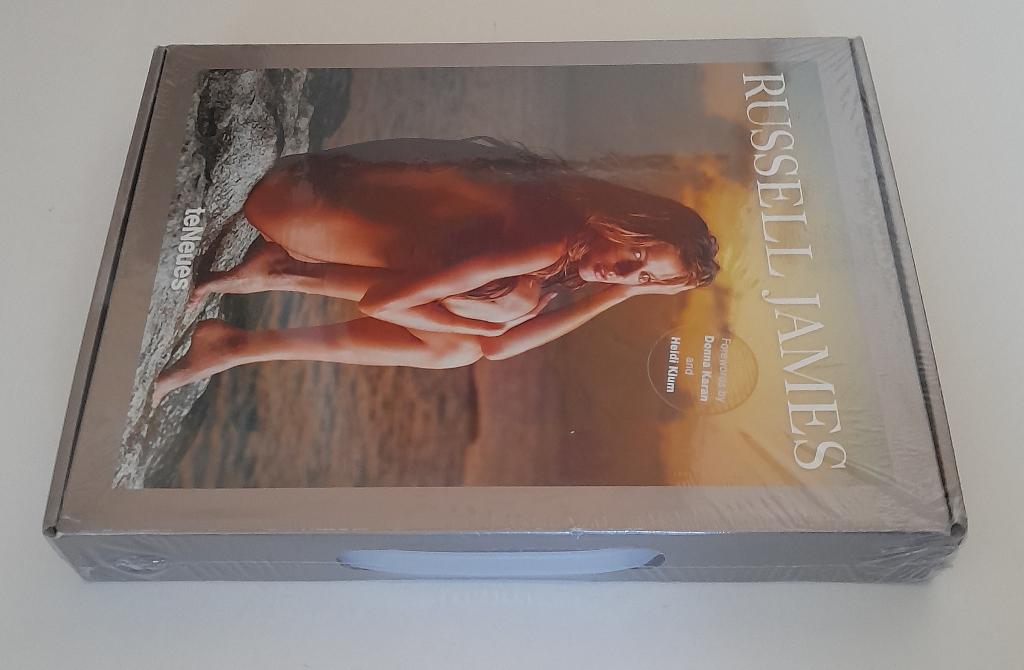 Russell James - Retrospective - 2008 - Nieuw(Seal)  Zeldzaam, Fotografen, Russell James, Verzenden, Nieuw