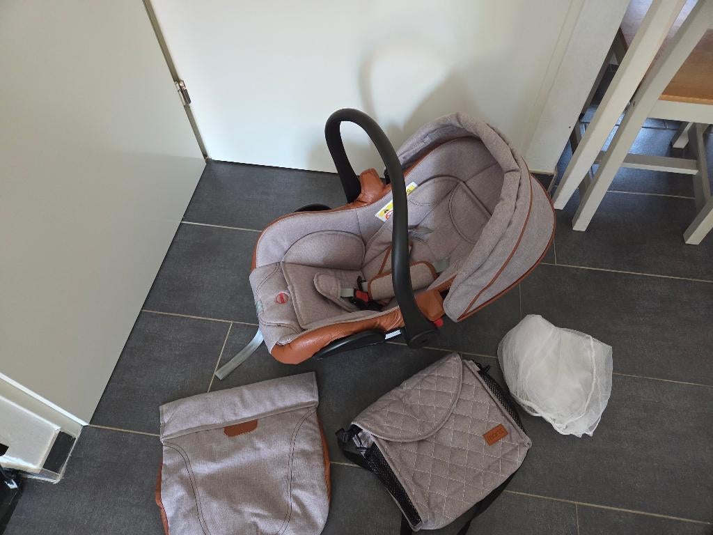 Kinderwagen Cangaroo Alma Light Grey Silver 3-in-1 Combi, Kinderen en Baby's, Kinderwagens en Combinaties, Gebruikt, Combiwagen